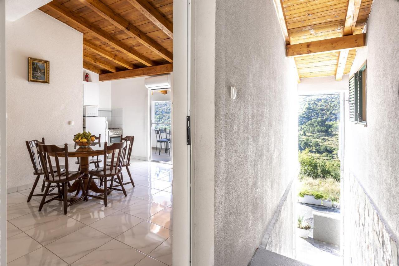 Holiday Home Dijamant Kučiće エクステリア 写真