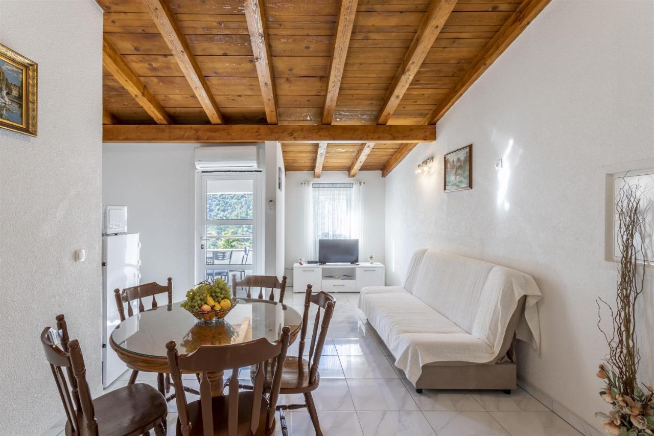 Holiday Home Dijamant Kučiće エクステリア 写真