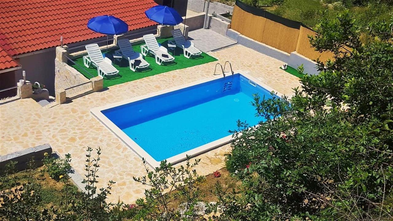 Holiday Home Dijamant Kučiće エクステリア 写真